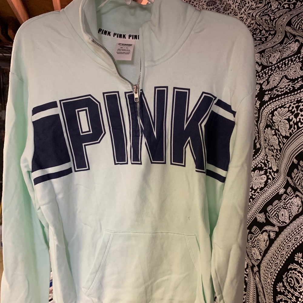 VS PINK 3/4 ZIP SWEATSHIRT